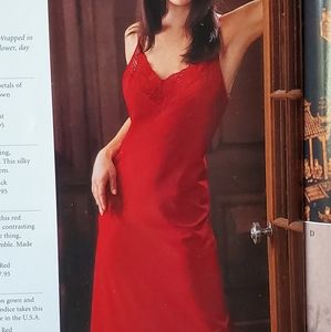 Moulin Rouge, Large,  long gown